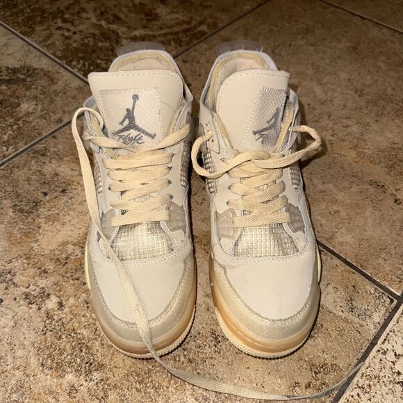 Off-White Cream Sneakers with Retro Design and Chunky Sole - Picture 2 of 10